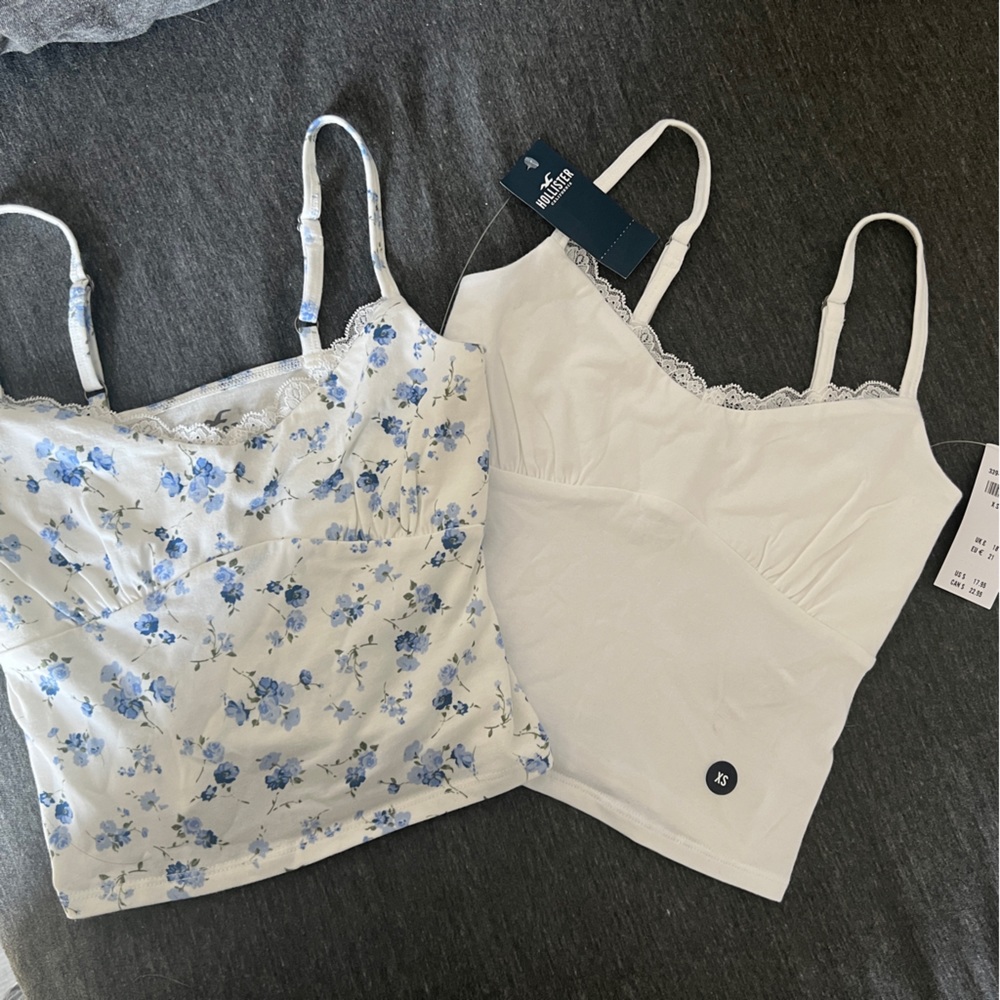 Hollister LACE TRIM SHIRRED BUST CAMI